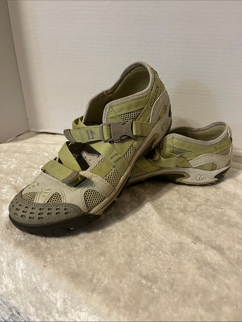 Merrell Waterpro Maipo Hiking Sandals: green & cream